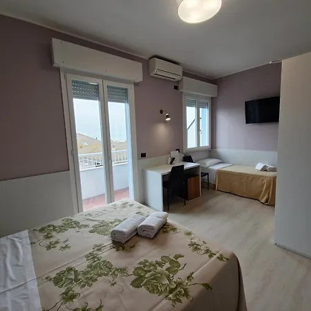Mondial Hotel