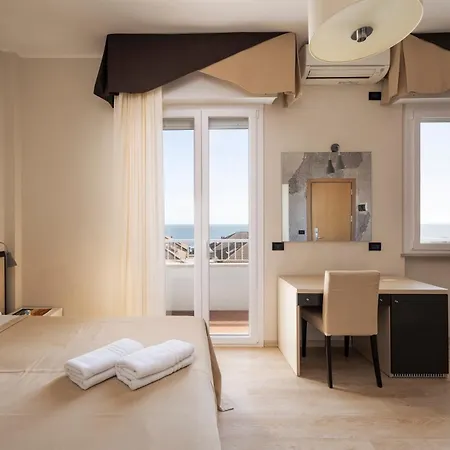 Hotel Mondial