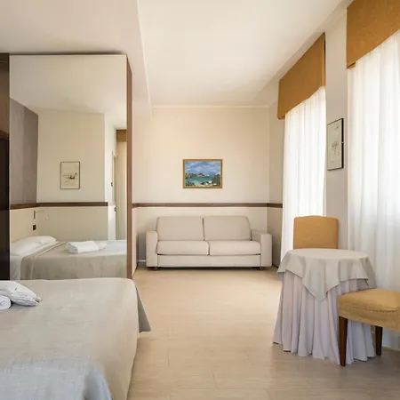 Mondial Hotel Porto Recanati