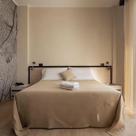 Mondial Hotel